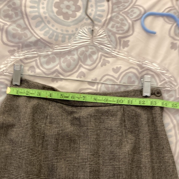 WOMEN’s VINTAGE DAVID BROOKS, SKIRT & JACKET, 2 PIECE SUIT, BLACK & WHITE PLAID - Picture 6 of 11